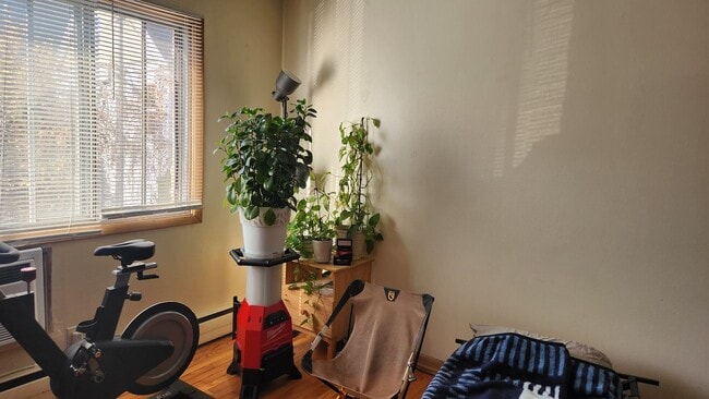 Photo - 1851 N Oakland Ave (18 Unit)