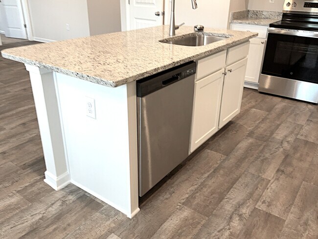 Photo - 3216 Emberly Dr