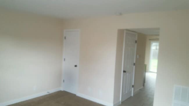 Photo - 407 Meadow Dr