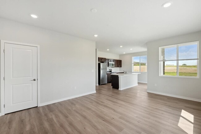 1 BR Diana - Living Room