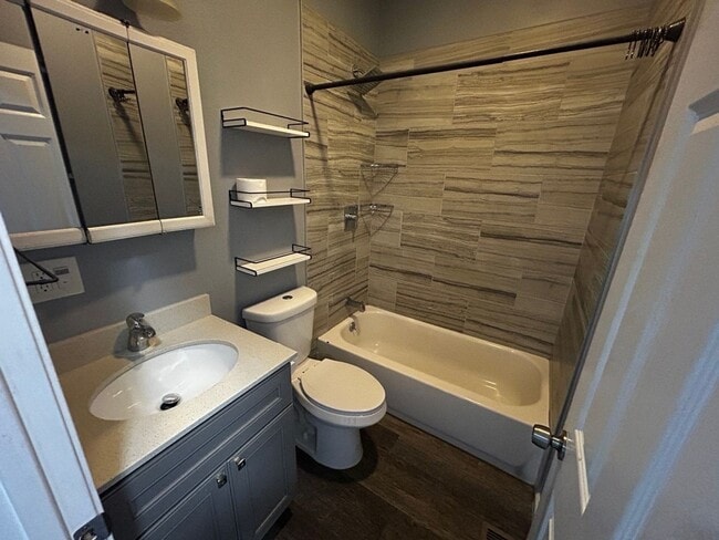 Photo - Renovated 2BR Home with Parking & Outdoor Space – Near Lake Merritt