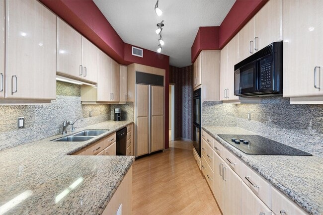 Photo - 6051 N Ocean Dr Unit 602