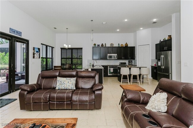 Photo - 5169 Roma St S