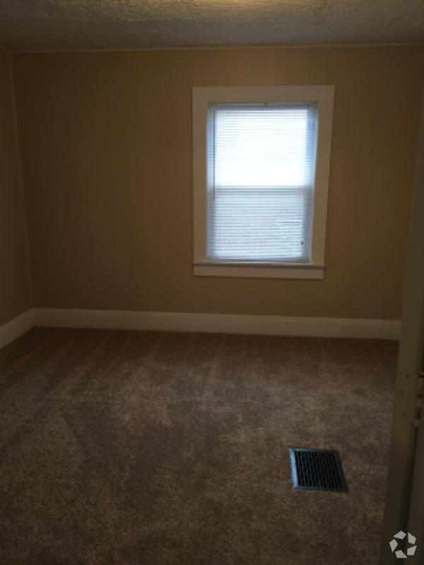 Building Photo - 1251 Carolina Ave Rental