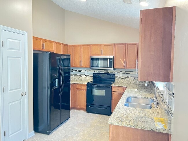 Photo - In ground POOL! This three-bedroom home near Hwy. 31 and Hwy. 544 is Available NOW!