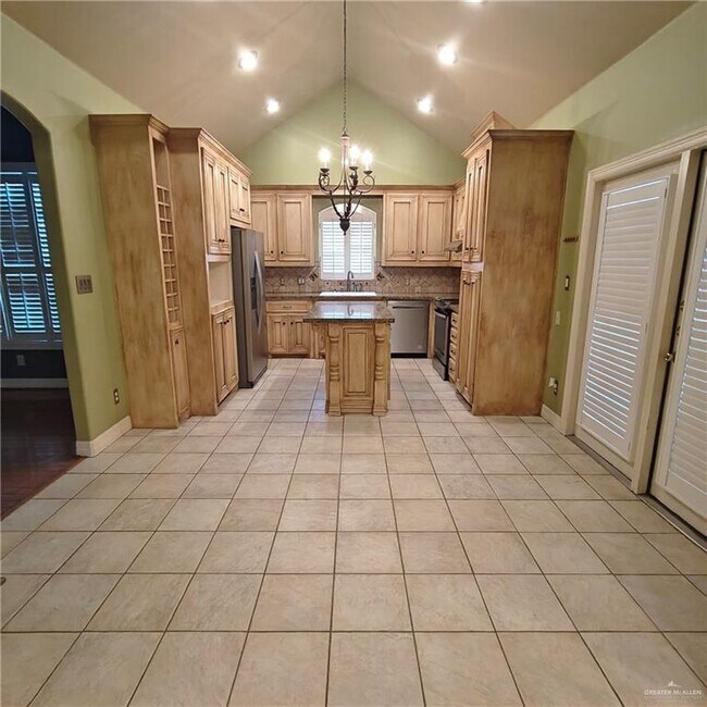Photo - 22 Sequoia Dr