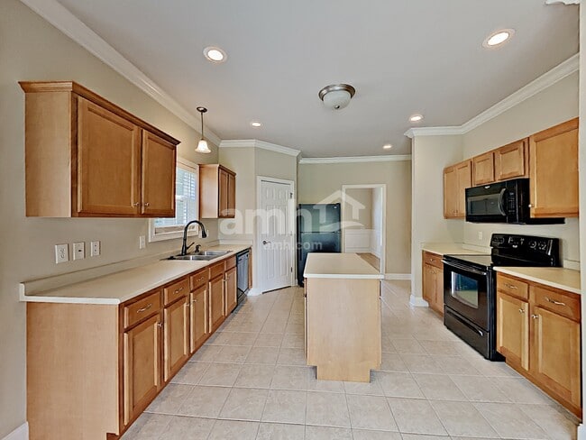Photo - 1536 Jeter Way