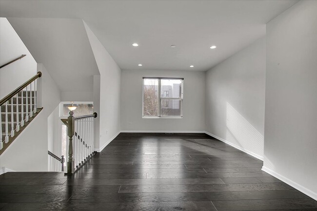 Photo - 29W710 Everton Dr