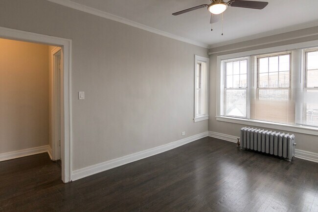 Photo - 3126 W Eddy St Unidad 3