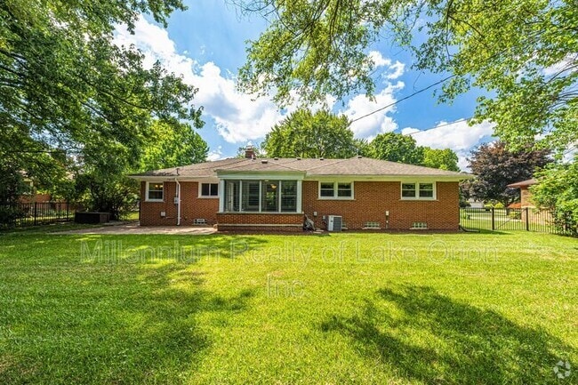 Building Photo - 31671 Nixon St Rental