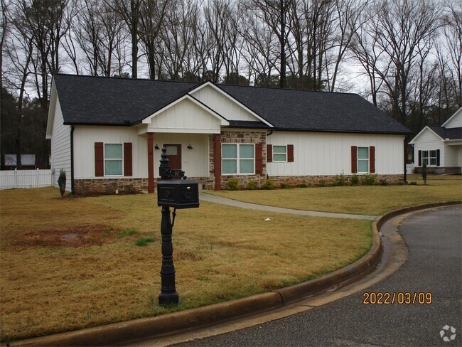 Building Photo - 50 Calloway Ln Rental