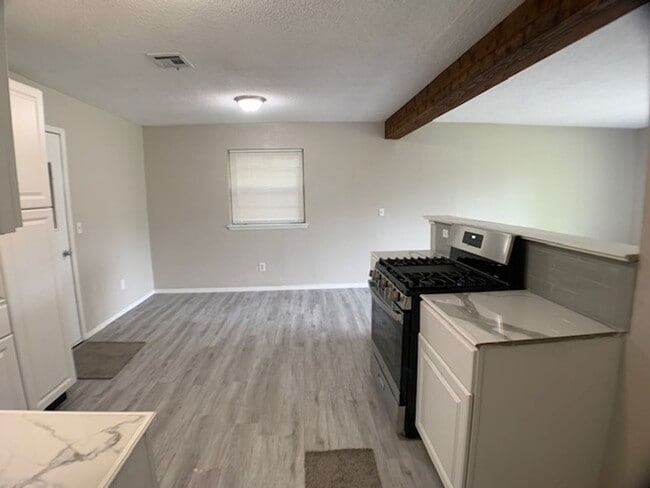 Photo - 3 Bedroom Southwest OKC