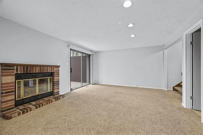 Photo - 1101 Timberglen Dr