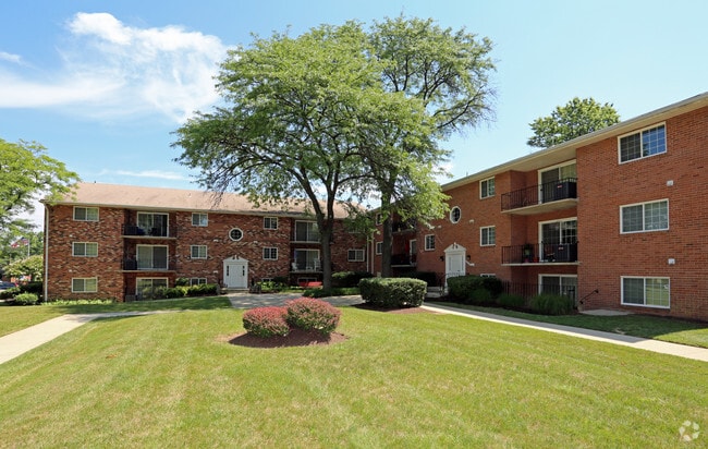 Dunhill South Apartments