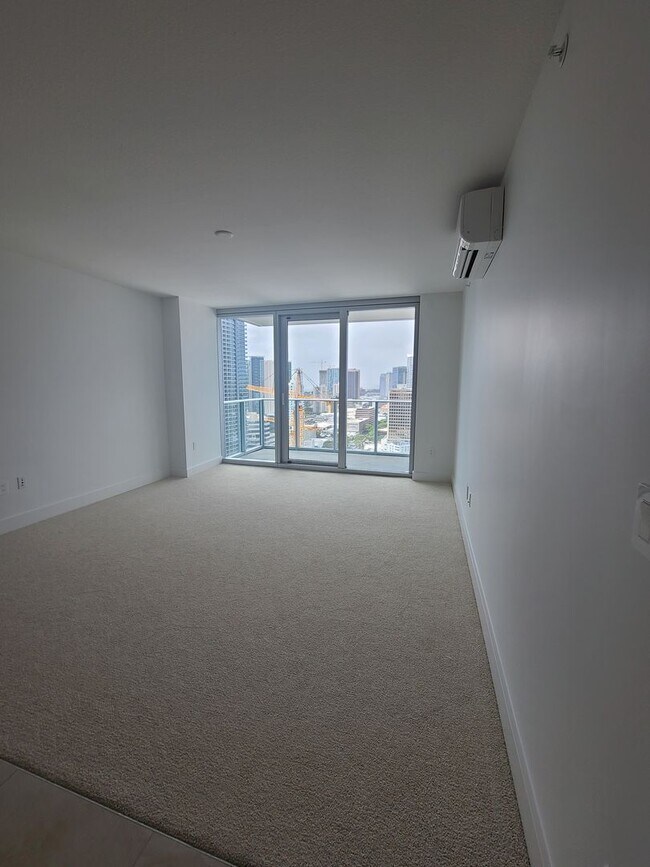 Photo - 1 bed 1 bath in Azure Unit 2706