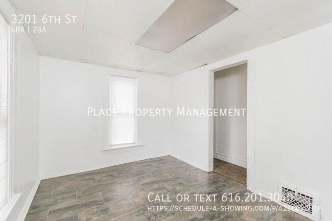 Photo - 3201 6th St