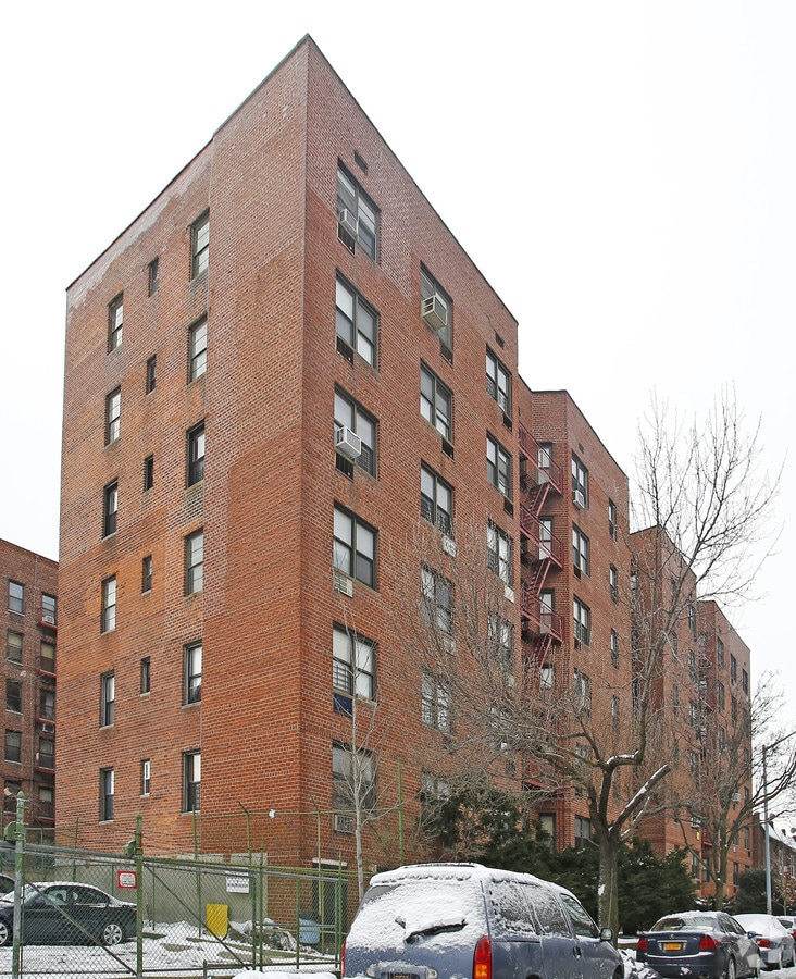 Photo - 250 Parkville Ave