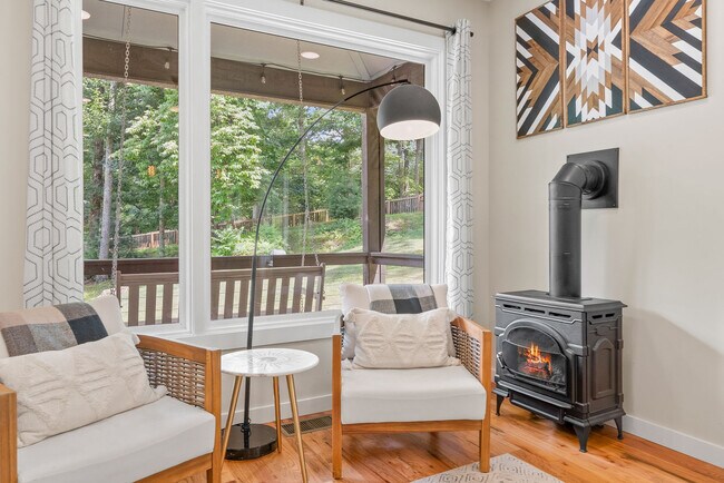 Photo - 114 Greenwood Acres Dr Unidad SI ID1023057P