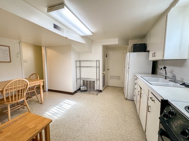Photo - 88 W 800 N St