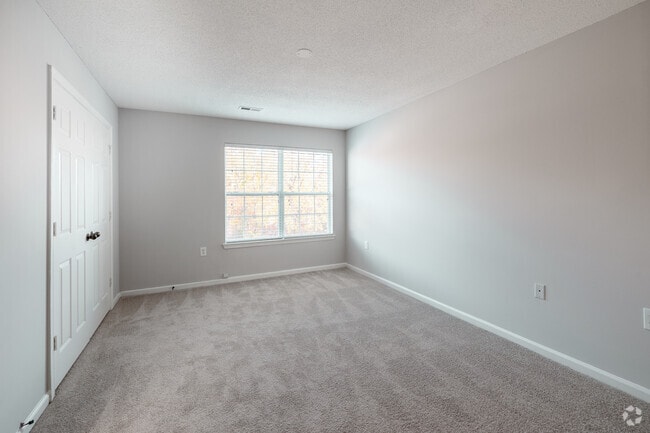 2BR, 2BA - 877SF - Model Unit - Bedroom