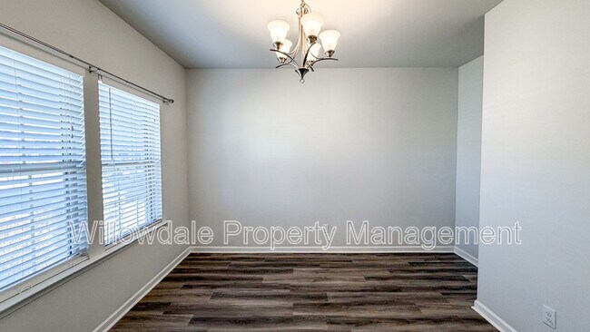 Photo - 993 Deaton Dr