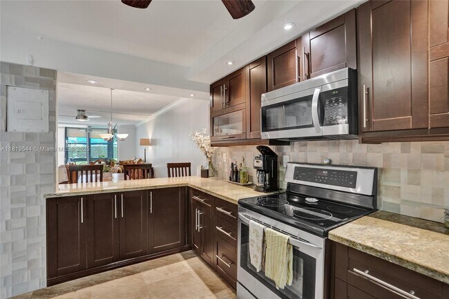 Photo - 9410 N Hollybrook Lake Dr Condo Unit 102