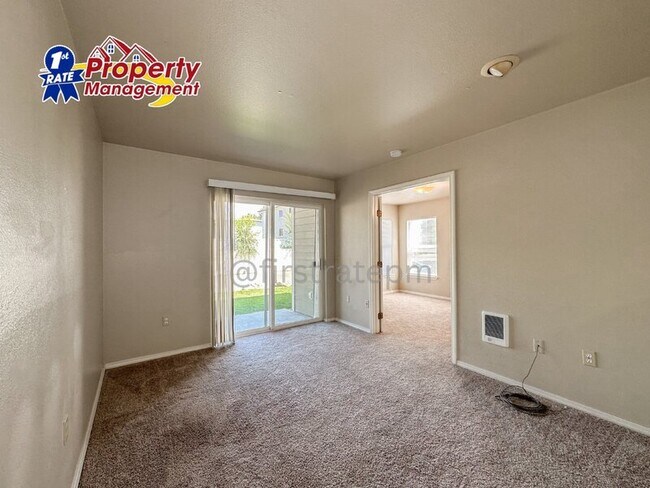 Photo - 850 W Belmont Cir Unit #104
