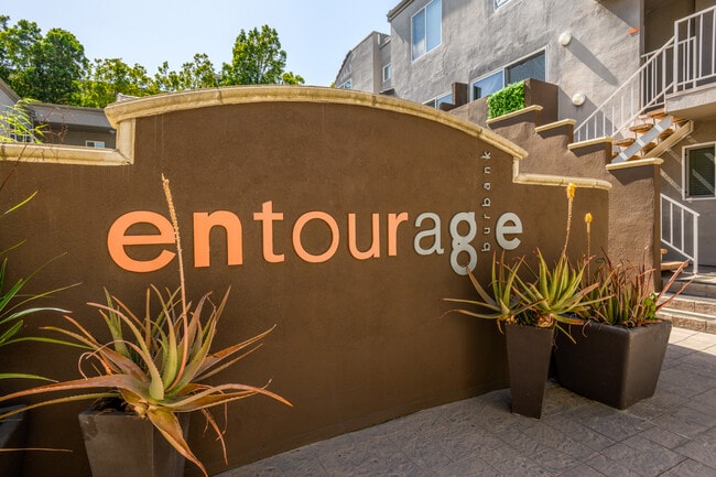 Photo - 355 N Maple St Unit 116