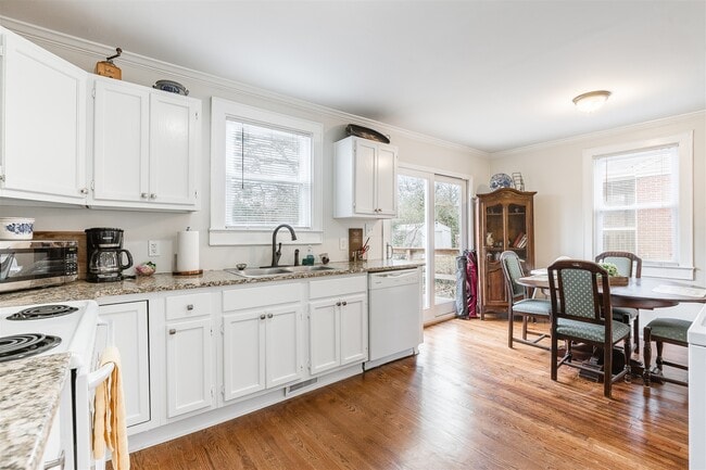 Photo - 214 Cumberland Ave