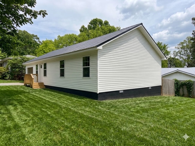 Photo - 1332 Paden Dr
