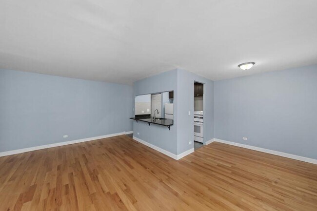Photo - 1 bedroom in Chicago IL 60613 Unidad 206