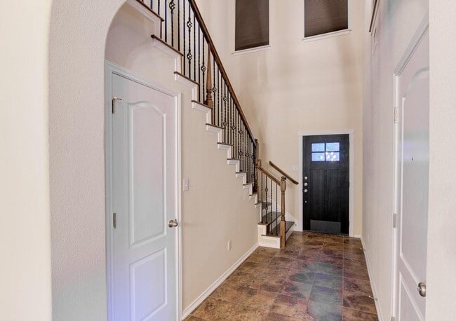 Photo - 1808 McClannahan Dr