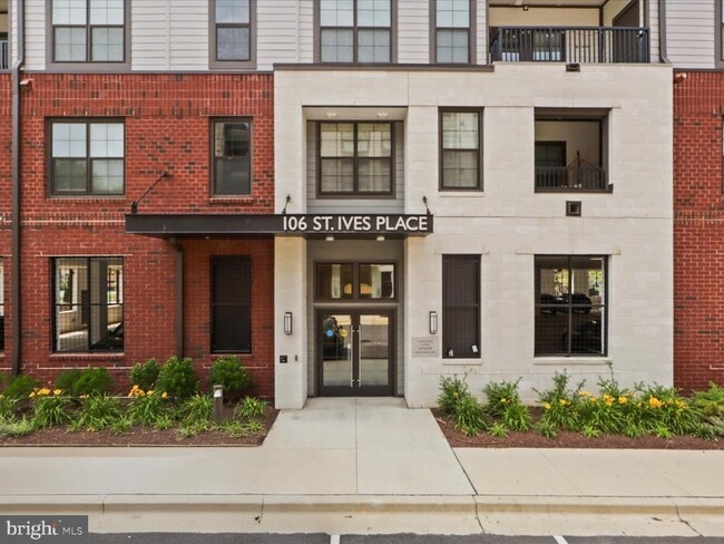 Building Photo - 106 St Ives Pl Unit 104