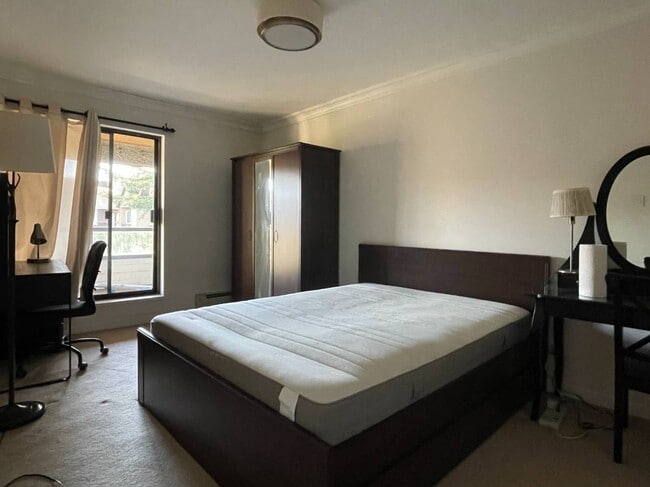 Photo - 8451 Westminster Hwy