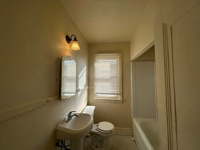 Photo - 4401 Buckingham Unit Lower