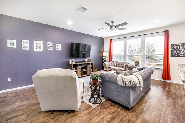 Photo - 12309 Calibri Ln