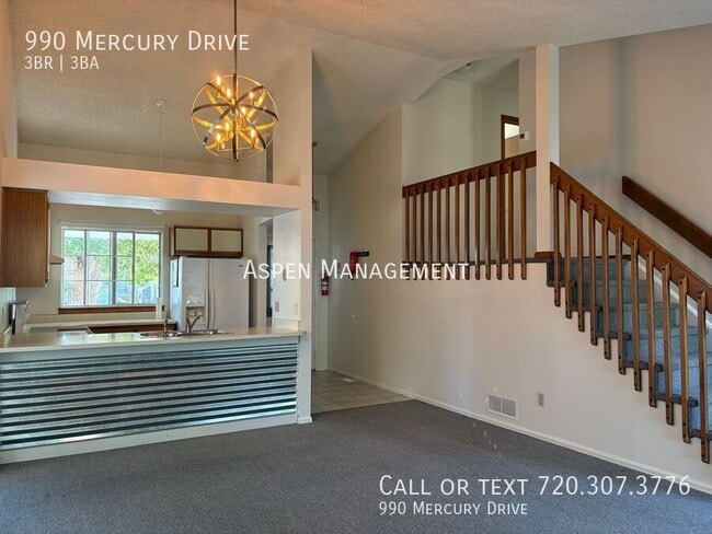 Photo - 990 Mercury Dr