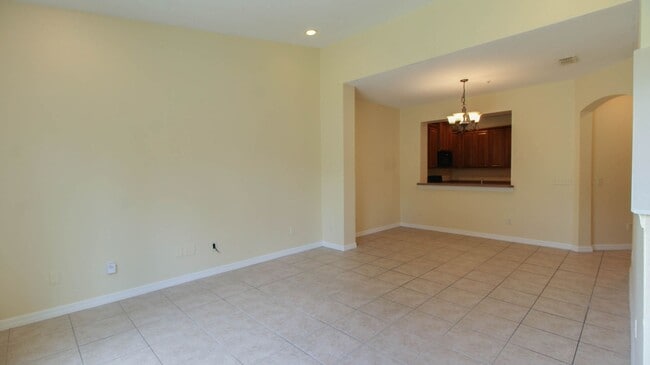 Photo - 952 Davenwood Ct