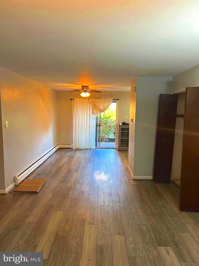 Photo - 1 Lawrence Rd Unit B1B