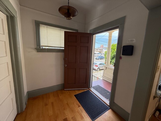 Photo - Lake Merrit Rental