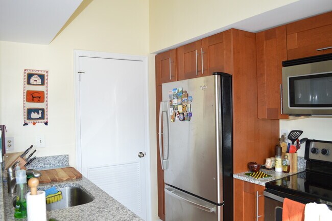 Photo - 4531 28th Rd S Unidad Apt C