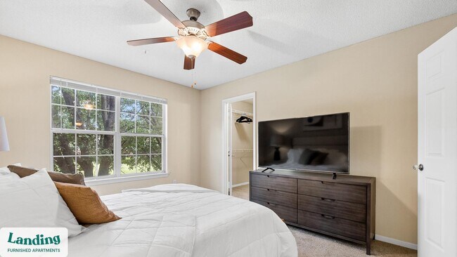 Photo - 7865 Grove Ct W Unidad 29-201