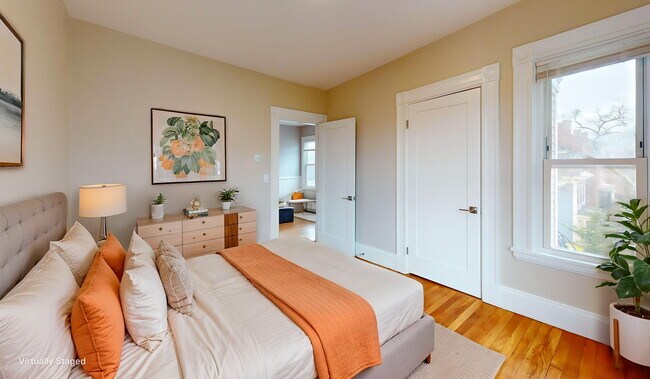 Photo - 1590 Cambridge St Unit F