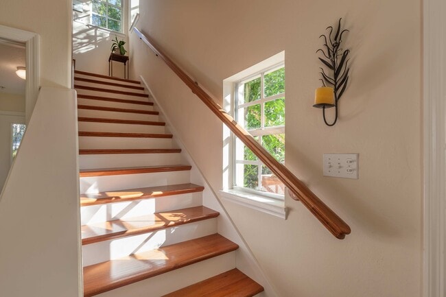 Photo - 509 S Matanzas Ave