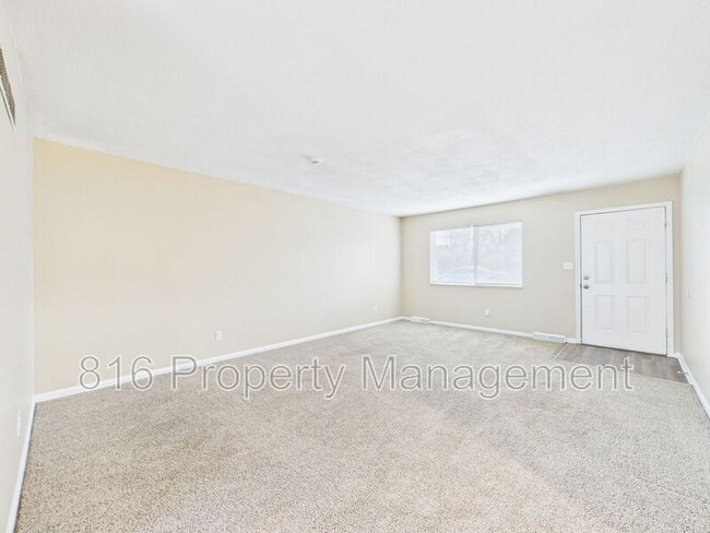 Photo - 131 S Crescent Ave