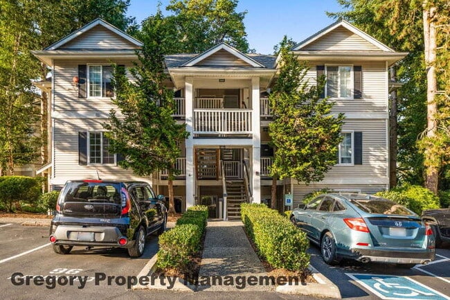 Photo - 12120 NE 172nd Pl Unit L201