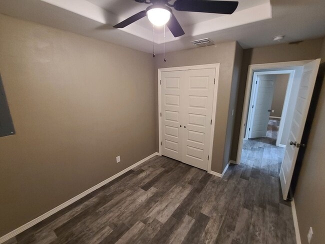 Photo - Quaint 3Bed/2Bath With a HUGE YARD!!