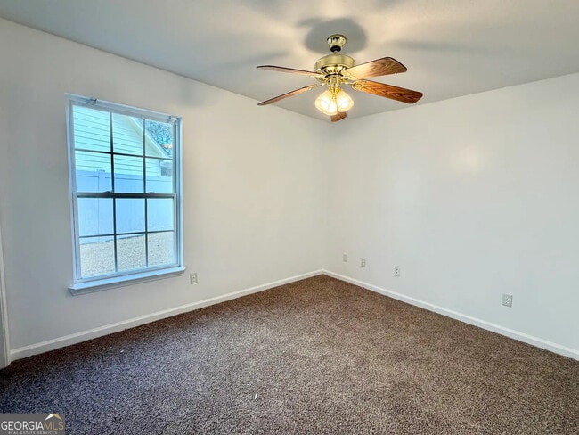 Photo - 93 Mollies Ct