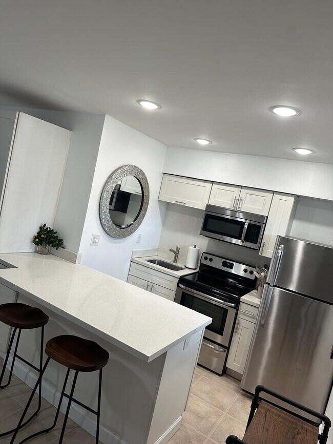 Photo - 1220 NE 5th Ter