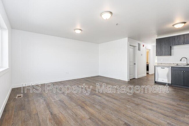 Photo - 485 S 38th Ave Unidad A 102